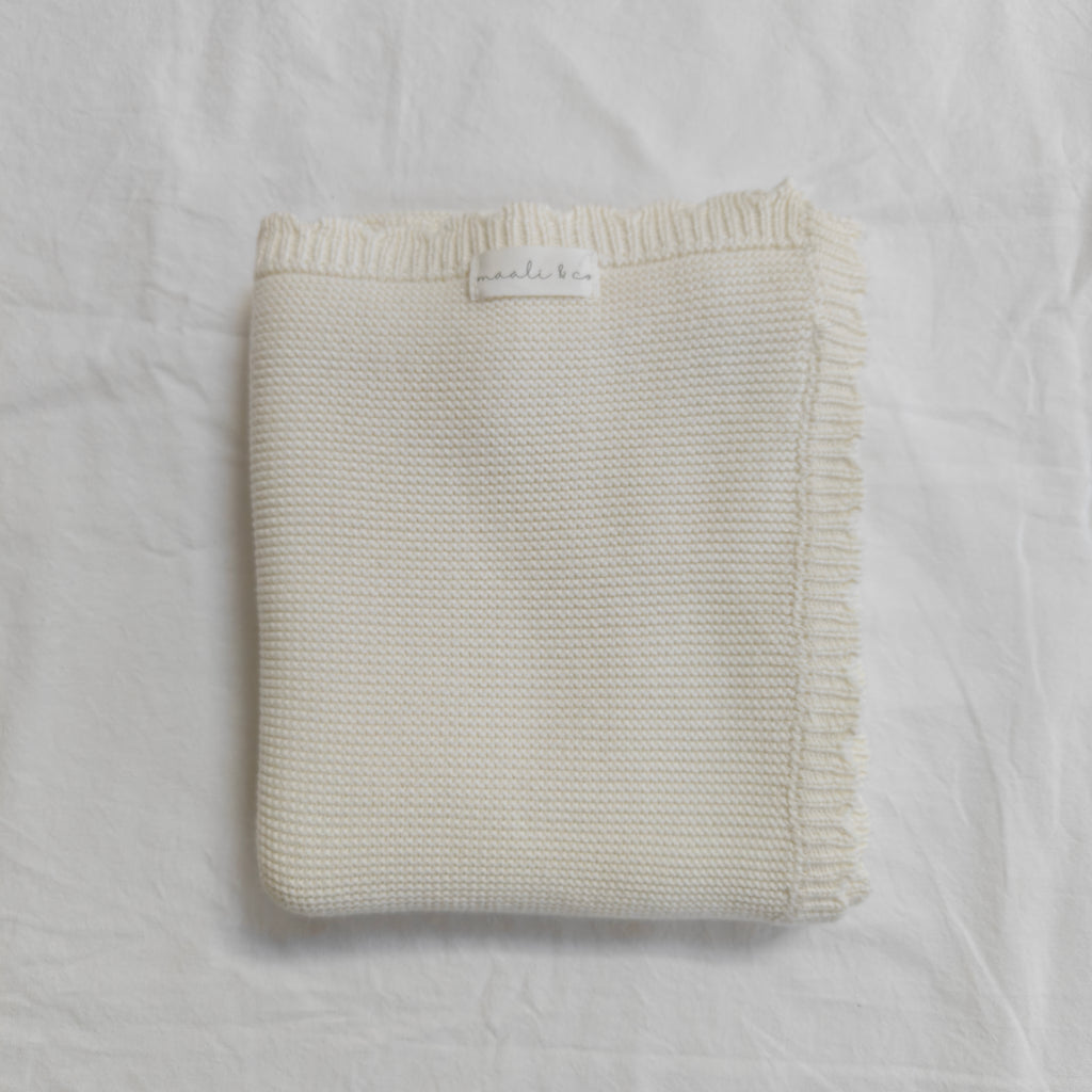 Cotton Scalloped Edge Baby Blanket - Ecru