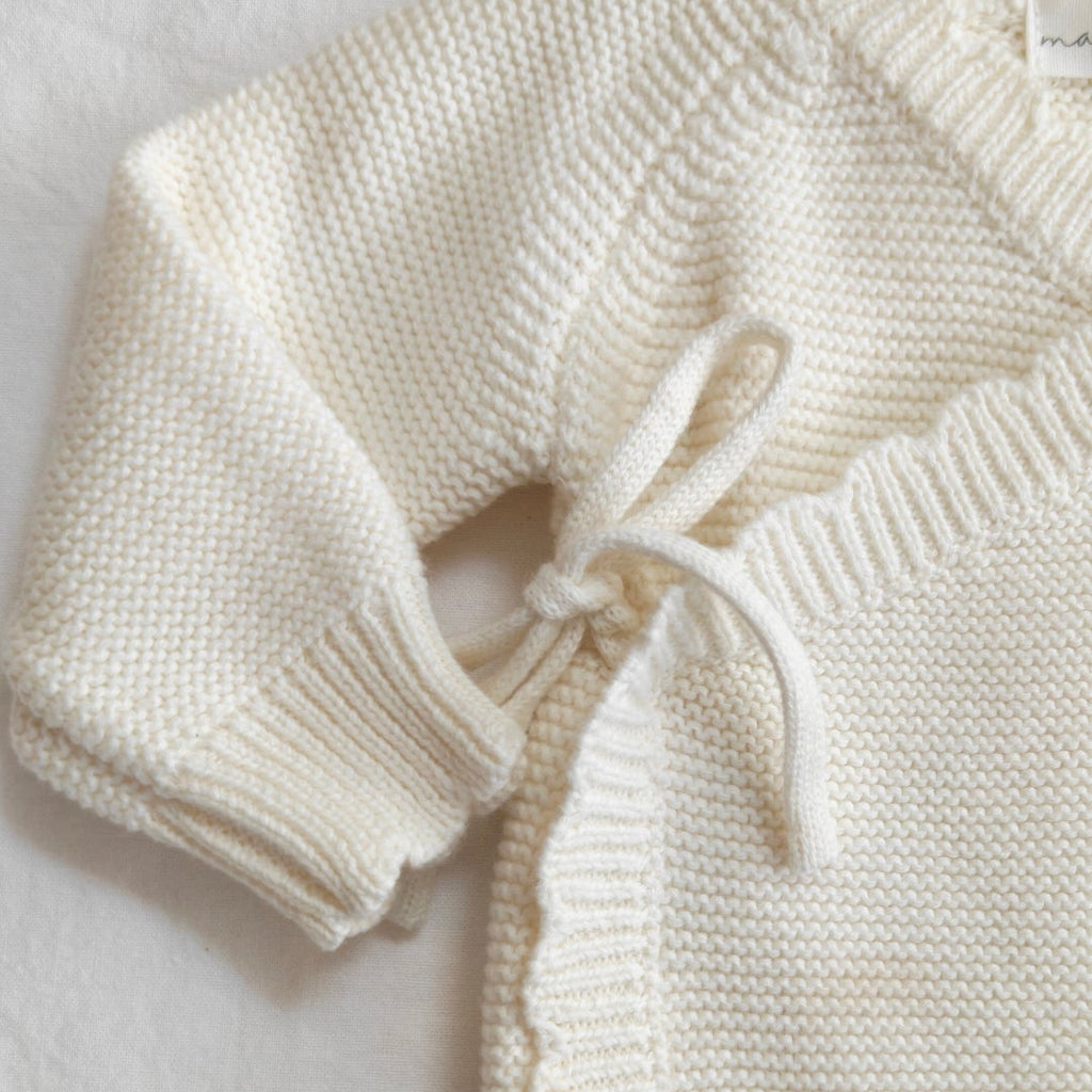 Scalloped Knit Baby Set - Ecru